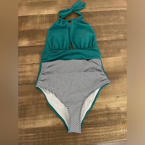 Cupshe Other - Cupshe green Blue Halter Backless Ruched One Piece Swimsuit Women’s NEW